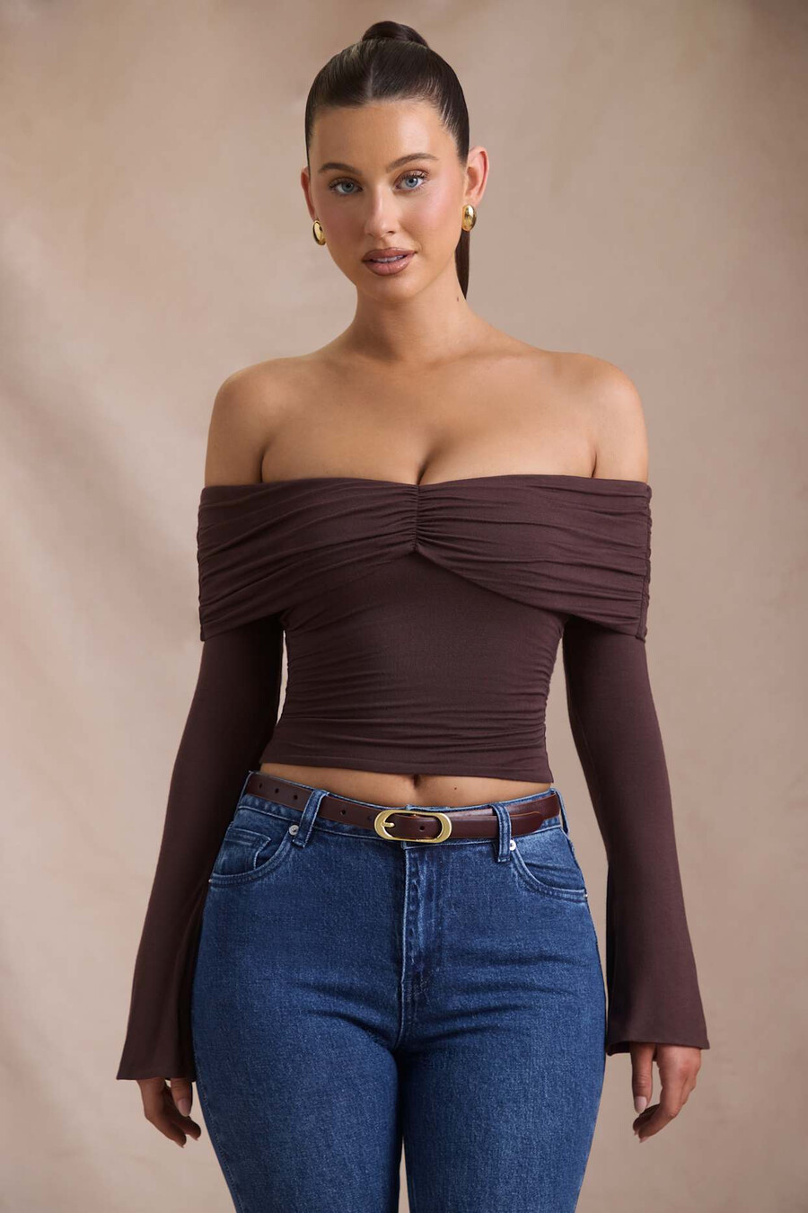 モダールカシミアブレンドオフショルダールーシュトップ(エスプレッソ)